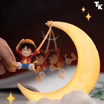 Outkai Luffy Lua + Pulseira Grátis